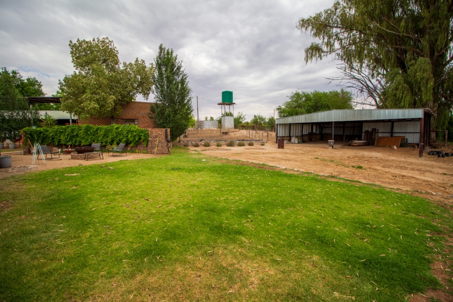 5 Bedroom Property for Sale in Louisvale Northern Cape